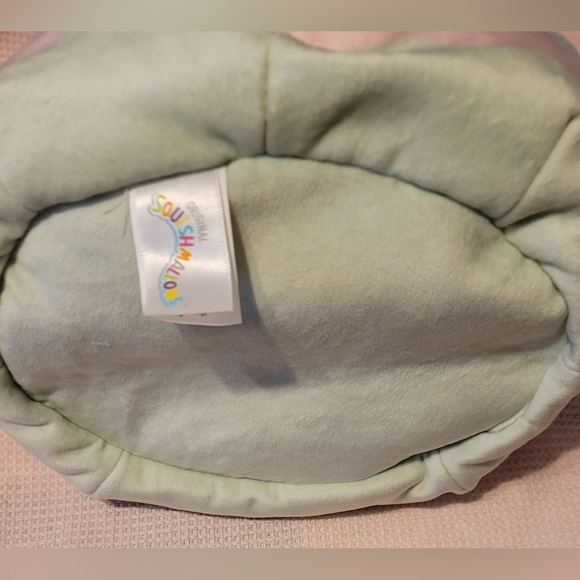 🥳 HOST PICK 🥳 SQUISMALLOWS EASTER BASKET! - Picture 7 of 16